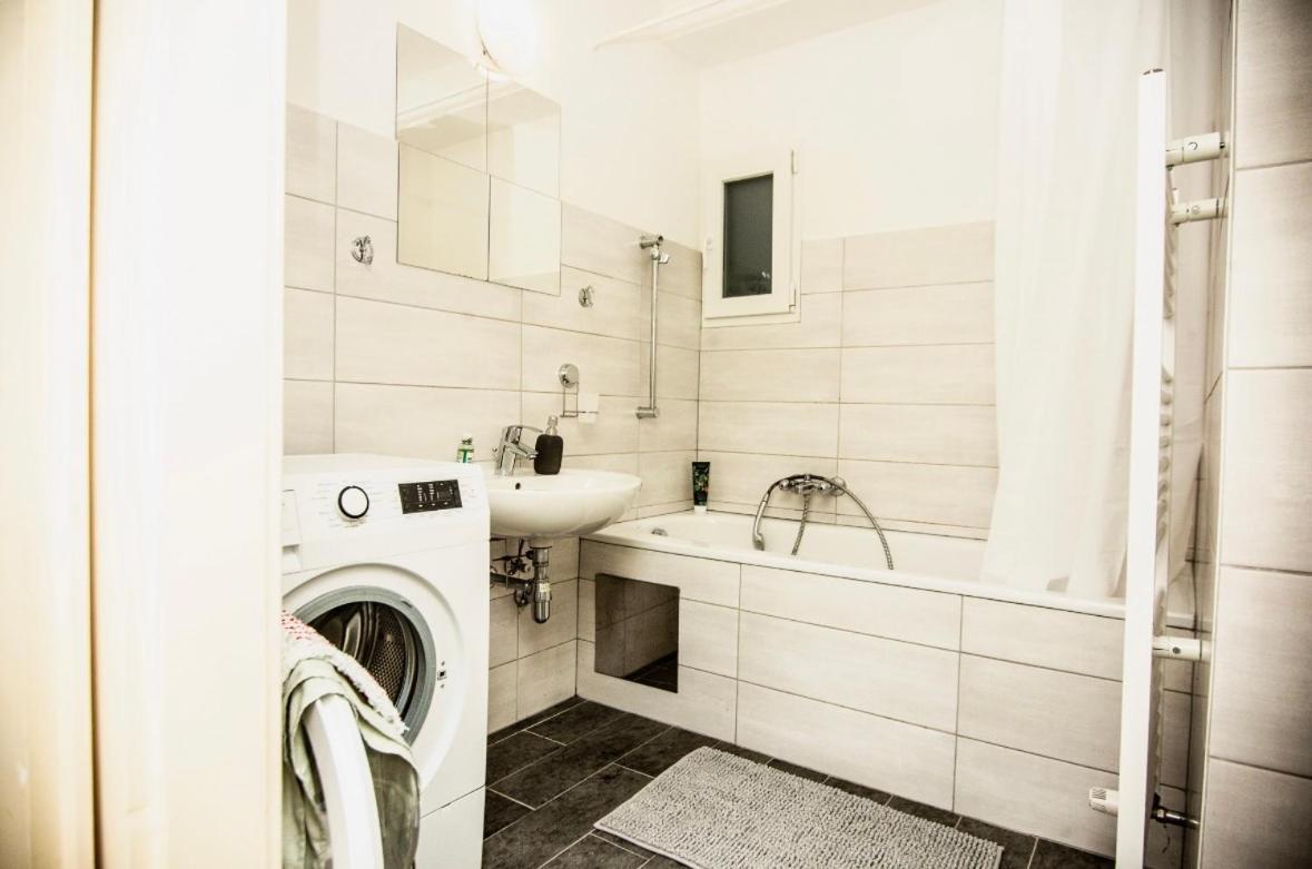 Appartment Naehe Belvedere Garden Viena Exterior foto